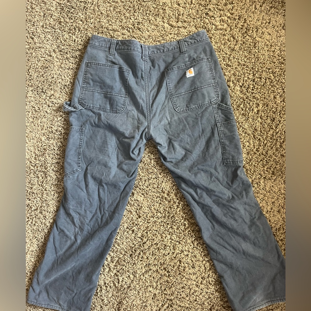 women’s carhartt cargo’s